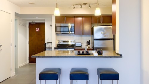 1606-688 Abbott Street, Vancouver, BC 