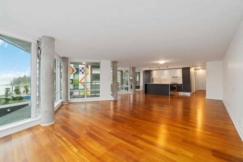 404-1762 Davie Street, Vancouver, BC 