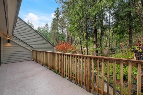 25-4957 Marine Drive, West Vancouver, BC 