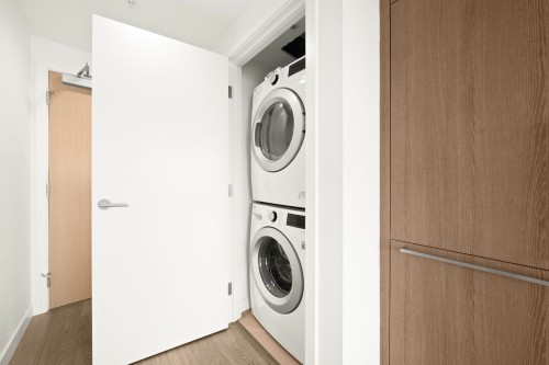 4009-6000 Mckay Avenue, Burnaby, BC 