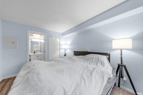 118-8120 Jones Road, Richmond, BC 