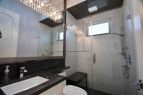 9591 Bates Road, Richmond, BC 