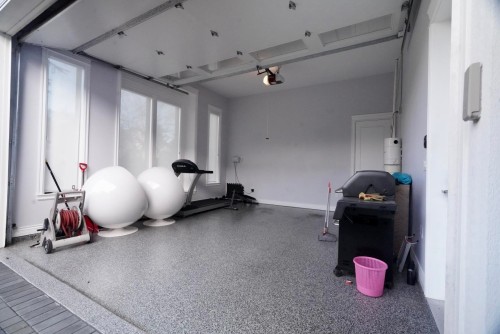 9591 Bates Road, Richmond, BC 