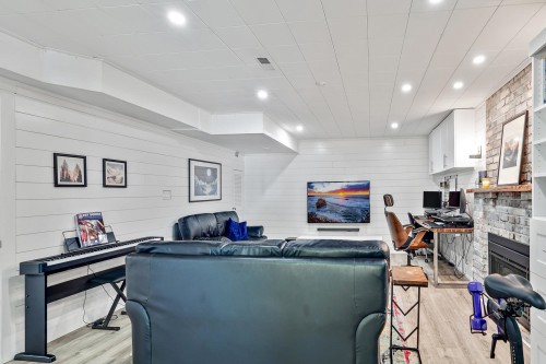 1340 Lorilawn Court, Burnaby, BC 