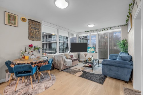 702-8725 University Crescent, Burnaby, BC 