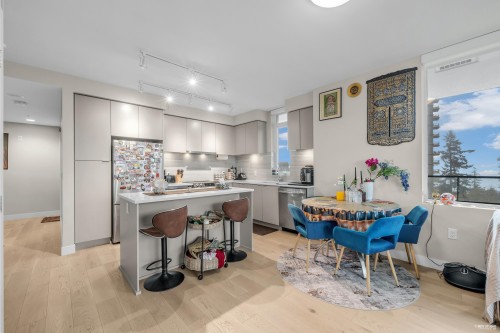 702-8725 University Crescent, Burnaby, BC 