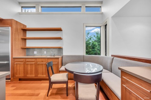 3570 Creery Avenue, West Vancouver, BC 