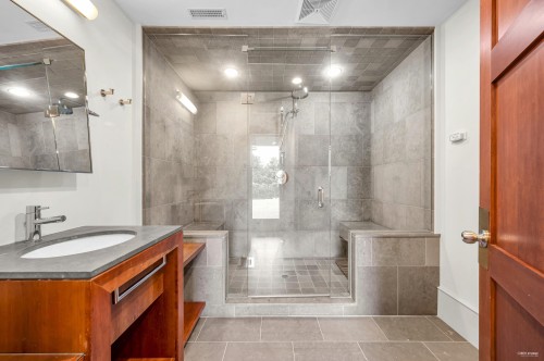 3570 Creery Avenue, West Vancouver, BC 