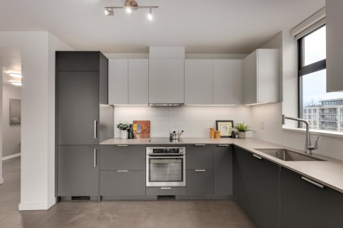 1102-66 Cordova Street W, Vancouver, BC 