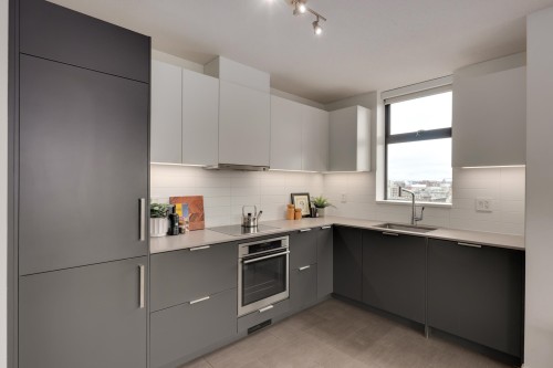 1102-66 Cordova Street W, Vancouver, BC 