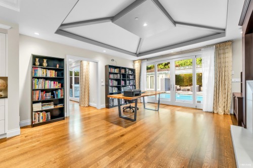 4358 Erwin Drive, West Vancouver, BC 