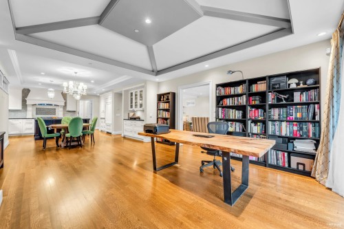 4358 Erwin Drive, West Vancouver, BC 