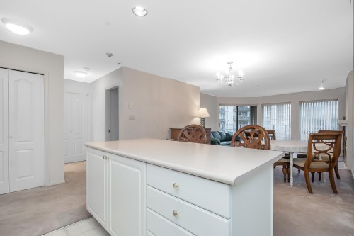 208-2968 Burlington Drive, Coquitlam, BC 