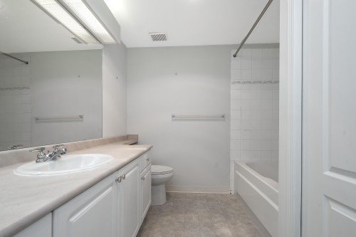 208-2968 Burlington Drive, Coquitlam, BC 