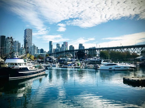 204-1550 Mariner Walk, Vancouver, BC 