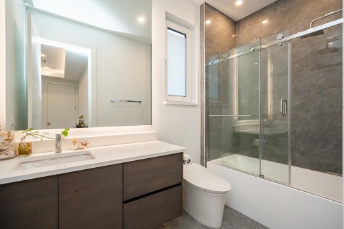 1026 Belmont Avenue, North Vancouver, BC 