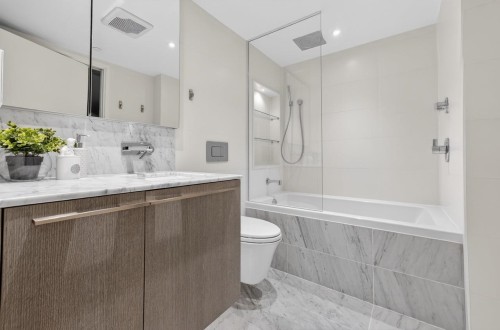 2701-1111 Richards Street, Vancouver, BC 