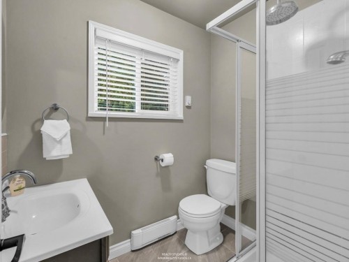 33 66A Street, Delta, BC 