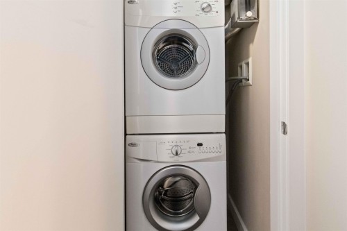 1206-6951 Elmbridge Way, Richmond, BC 