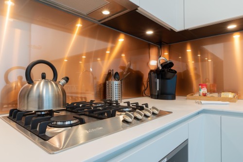 2010-1480 Howe Street, Vancouver, BC 