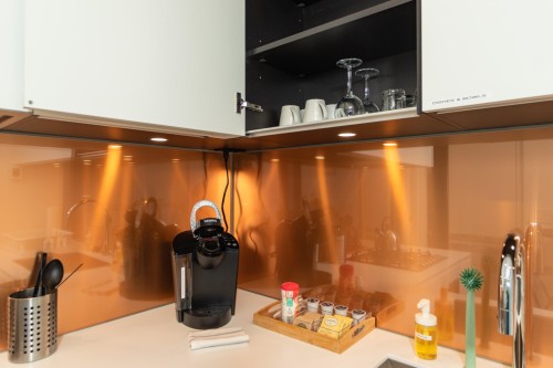 2010-1480 Howe Street, Vancouver, BC 