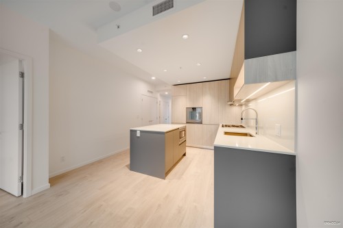 1126-6600 Minoru Boulevard, Richmond, BC 