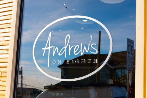 250 10Th Street E, North Vancouver, BC 