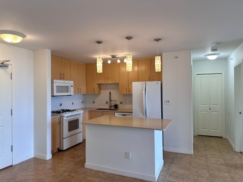 803-8460 Granville, Richmond, BC 