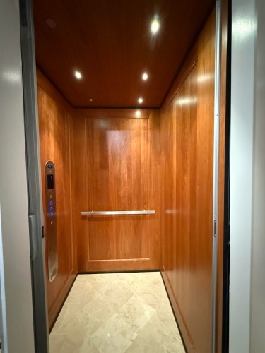 47** Granville Street, Vancouver, BC 