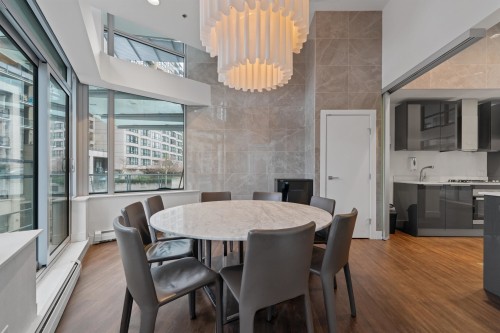 404-1283 Howe Street , Vancouver, BC V6Z 1C1 3