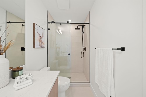 2412 Victoria Drive, Vancouver, BC 