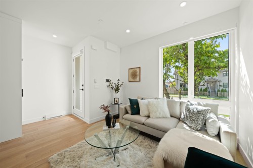 2412 Victoria Drive, Vancouver, BC 