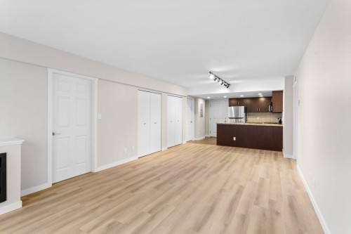 303-200 Keary Street, New Westminster, BC 