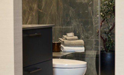 1710-5860 Olive Avenue, Burnaby, BC 