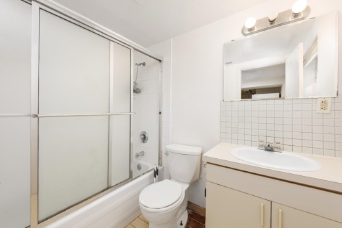 5556 Earles Street, Vancouver, BC 