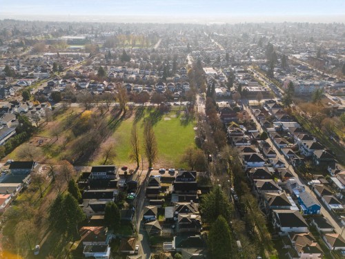 5556 Earles Street, Vancouver, BC 