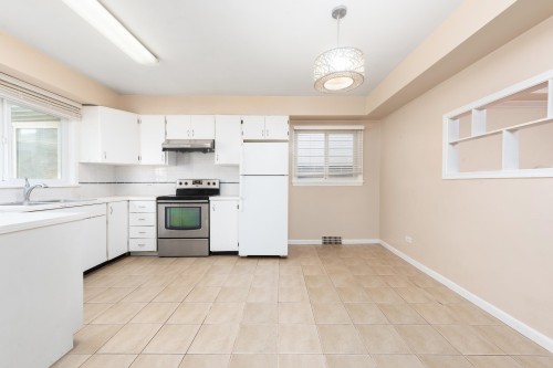 5556 Earles Street, Vancouver, BC 