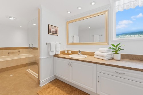 1601-2203 Bellevue Avenue, West Vancouver, BC 