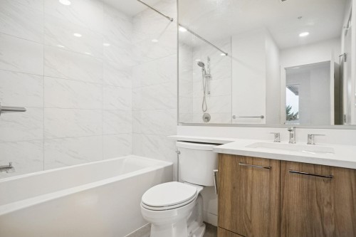 514-7588 16Th Street, Burnaby, BC 