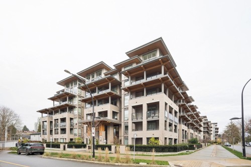 514-7588 16Th Street, Burnaby, BC 