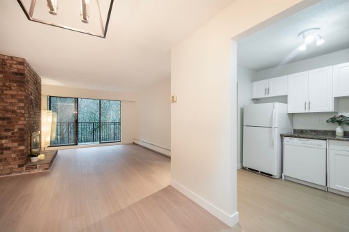 307-1385 Draycott Road, North Vancouver, BC 