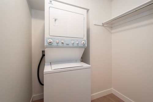 307-1385 Draycott Road, North Vancouver, BC 