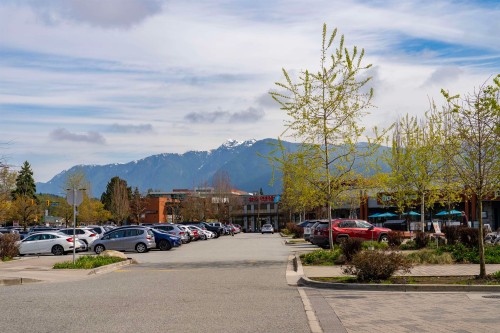 307-1385 Draycott Road, North Vancouver, BC 