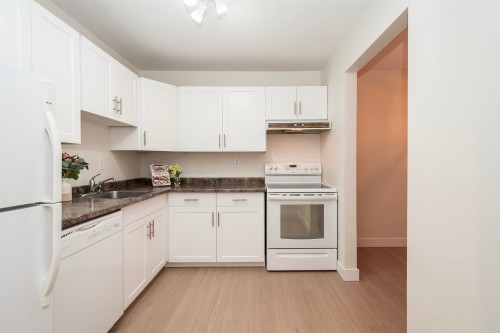 307-1385 Draycott Road, North Vancouver, BC 