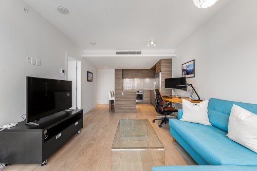 2106-1550 Fern Street, North Vancouver, BC 