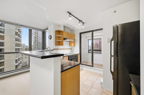 802-1367 Alberni Street, Vancouver, BC 