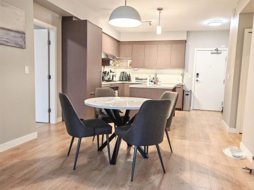 305-9388 Odlin Road, Richmond, BC 