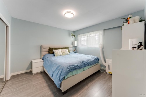 10 Stratford Avenue N, Burnaby, BC 