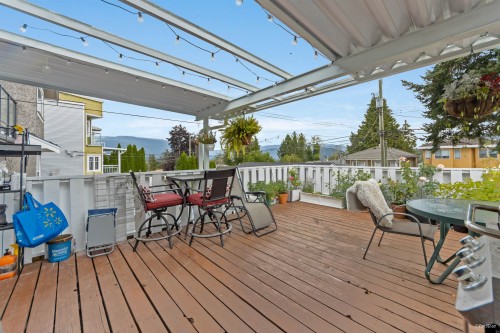 10 Stratford Avenue N, Burnaby, BC 