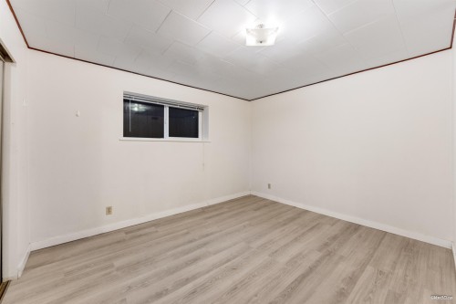 10 Stratford Avenue N, Burnaby, BC 